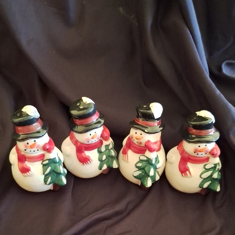 Vintage Red and Green Holiday Decor Snowmen - Picture 4 of 9